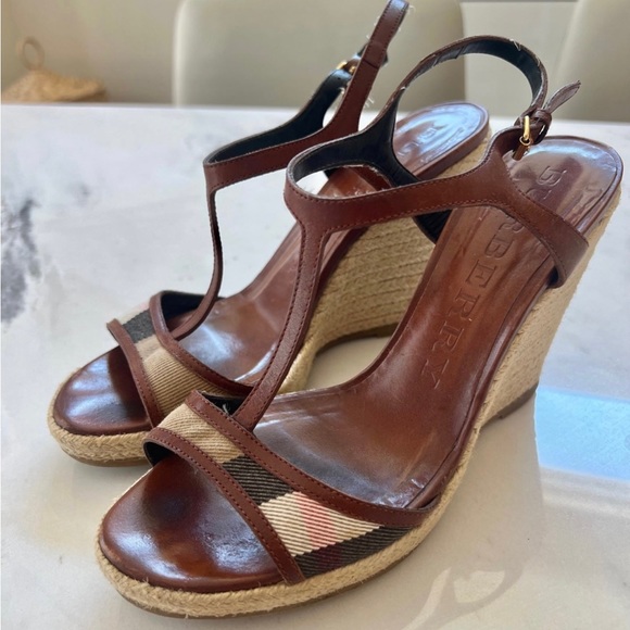 Burberry wedges - Picture 3 of 9